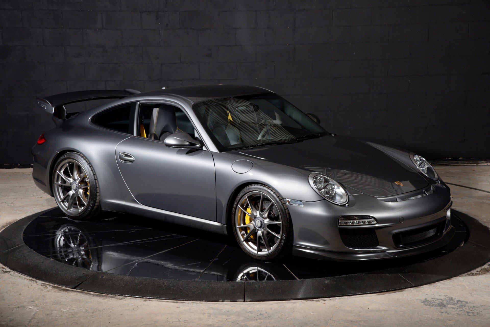 Used 2010 Porsche 911 GT3 image 12