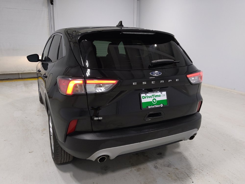 Used 2022 Ford Escape SE image 6