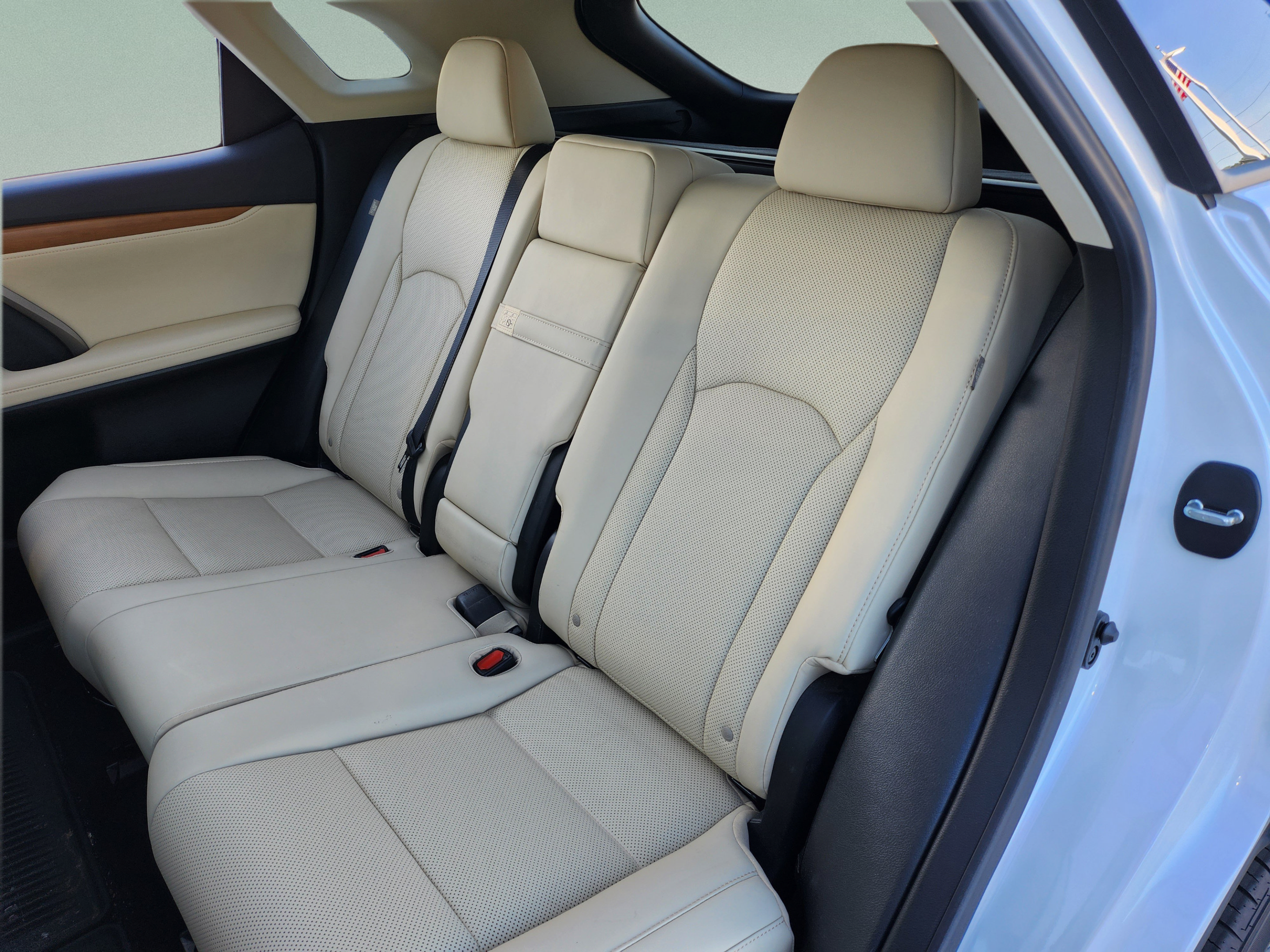 Certified 2022 Lexus RX 350 FWD w/ Premium Package image 21
