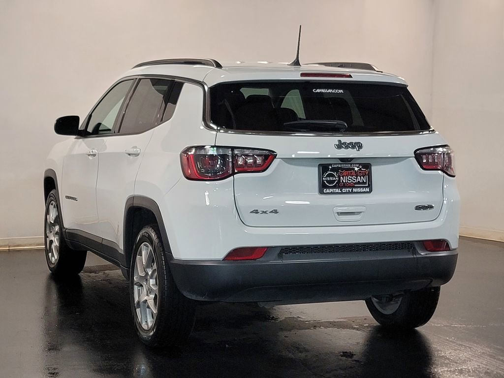 Used 2022 Jeep Compass Latitude image 28