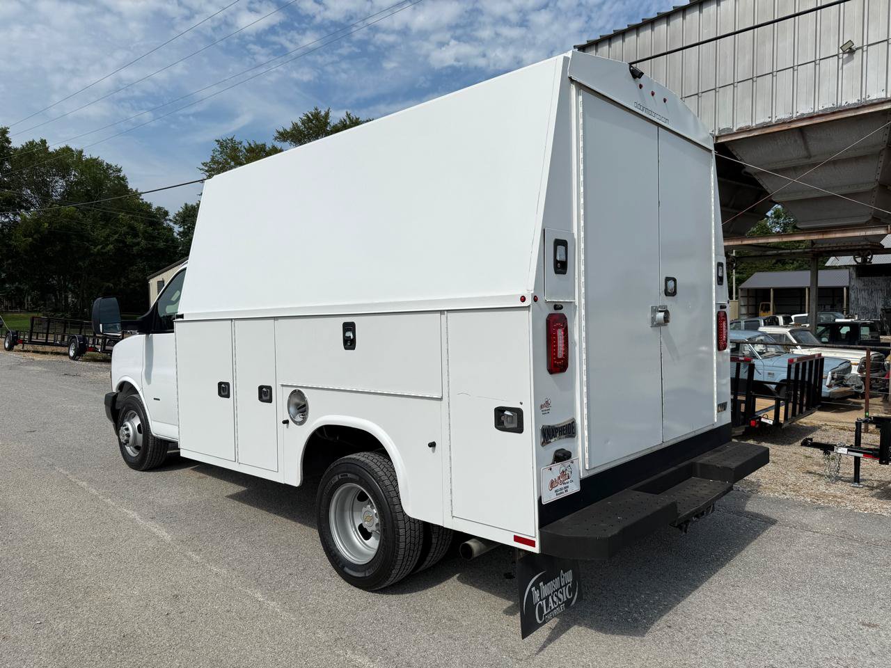 Used 2021 Chevrolet Express 3500 w/ Power Convenience Package RWD image 4