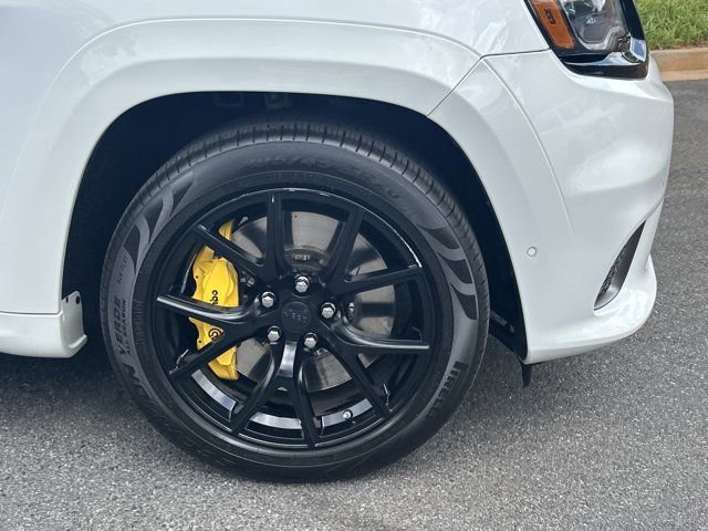 Used 2018 Jeep Grand Cherokee Trackhawk AWD/4WD image 15