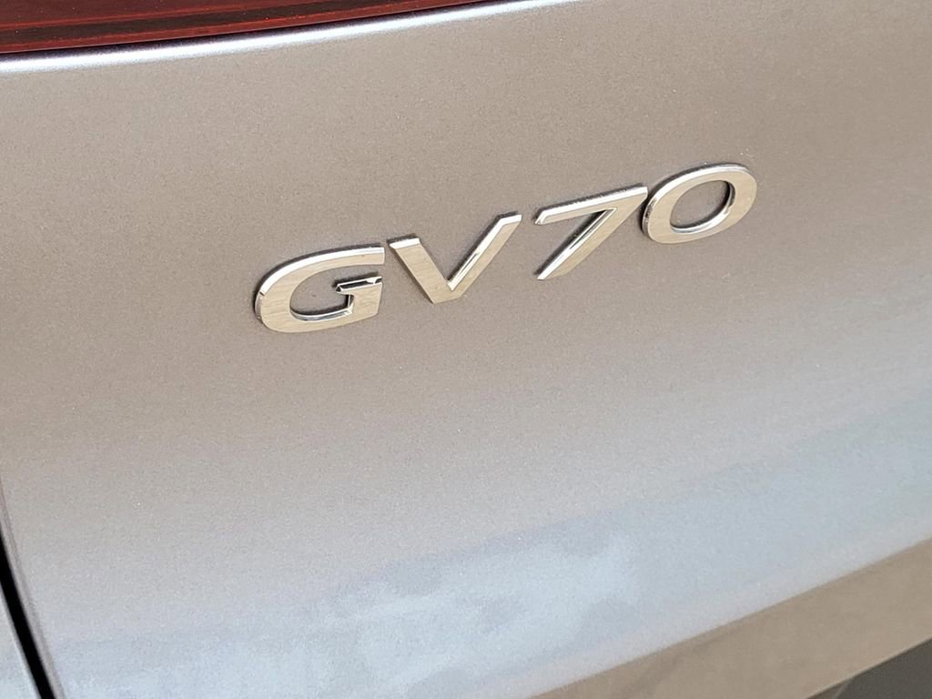 Used 2022 Genesis GV70 3.5T Sport w/ Sport Prestige Package image 8