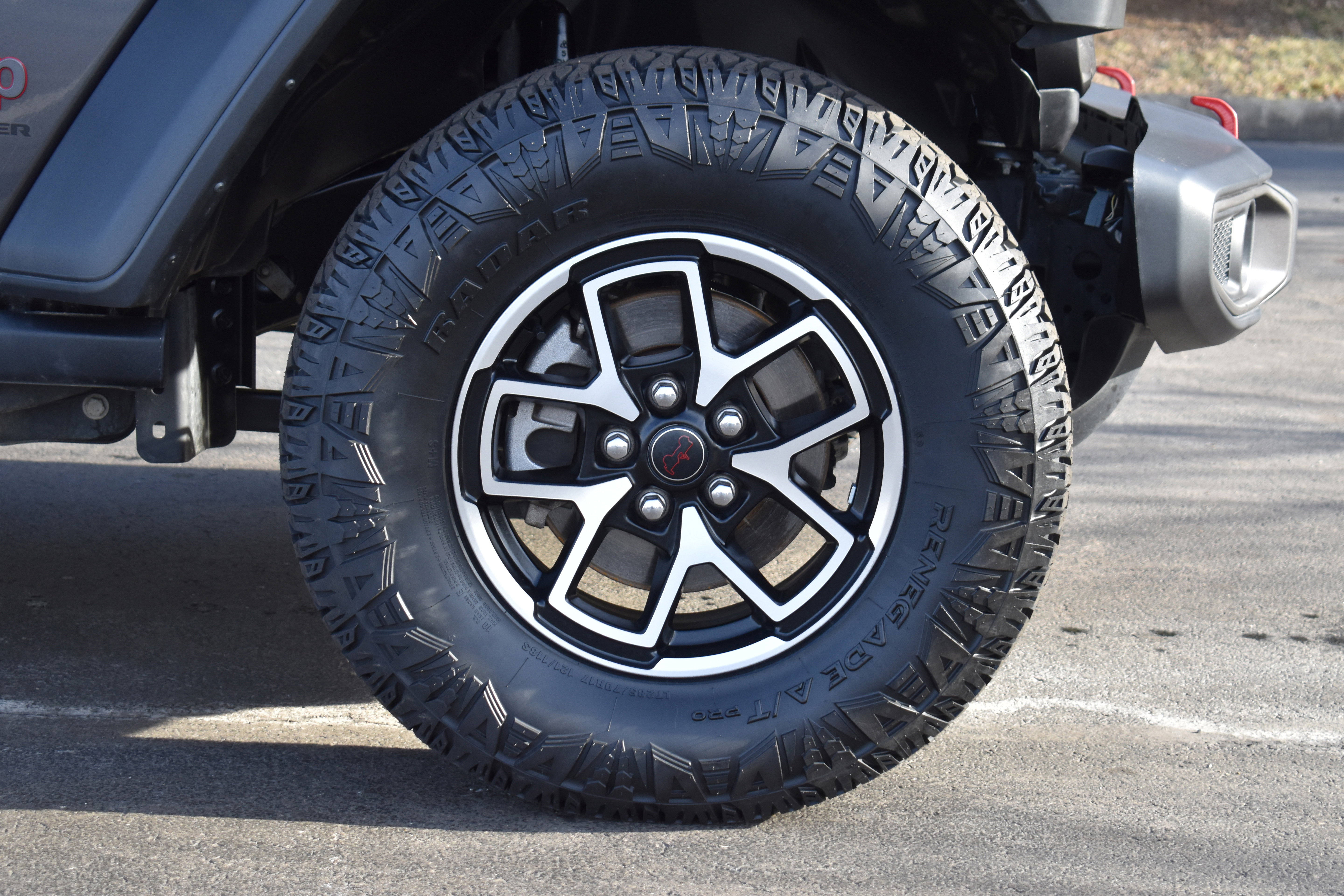 Used 2024 Jeep Wrangler Unlimited Rubicon image 36