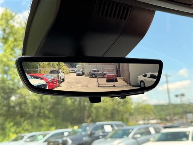 Used 2023 GMC Sierra 1500 Denali Ultimate AWD/4WD image 25