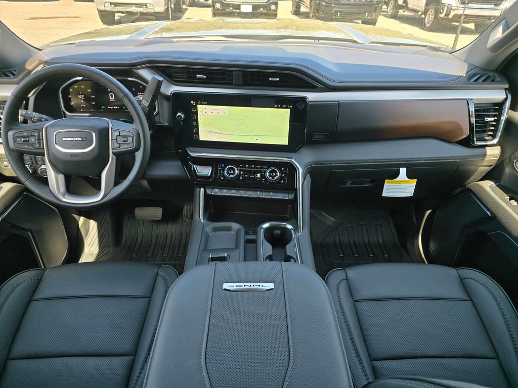 New 2026 GMC Sierra 2500 Denali w/ Denali Reserve Package AWD/4WD image 6