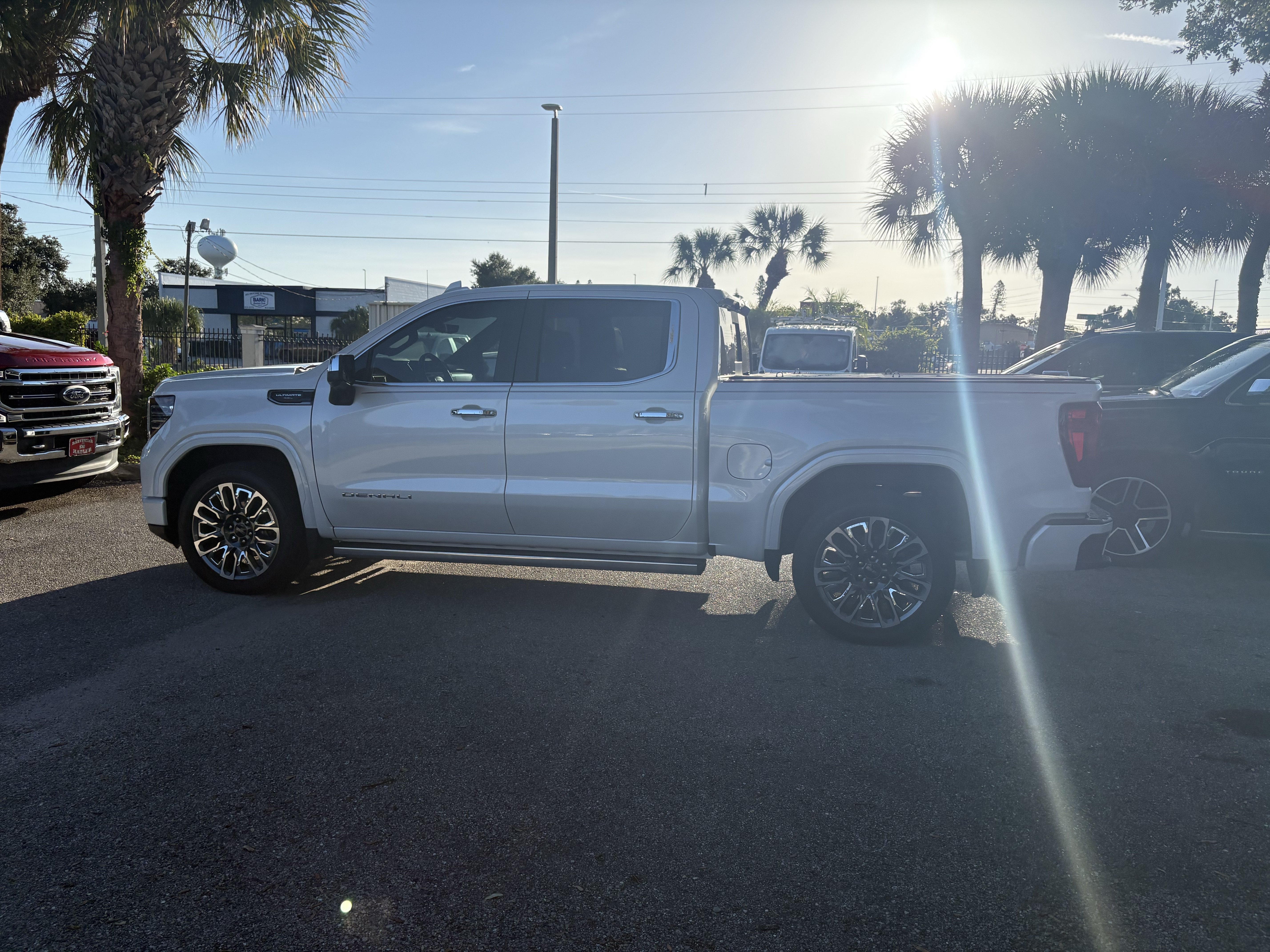 Certified 2025 GMC Sierra 1500 Denali Ultimate AWD/4WD image 3