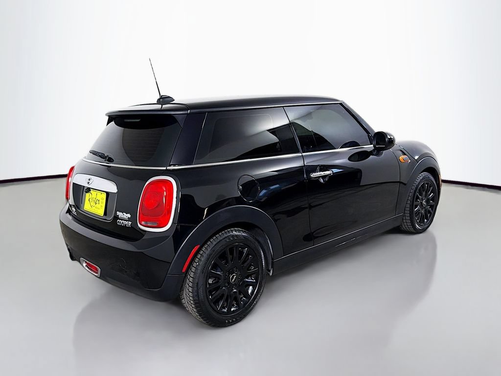 Used 2014 MINI Cooper 2-Door Hardtop FWD image 6