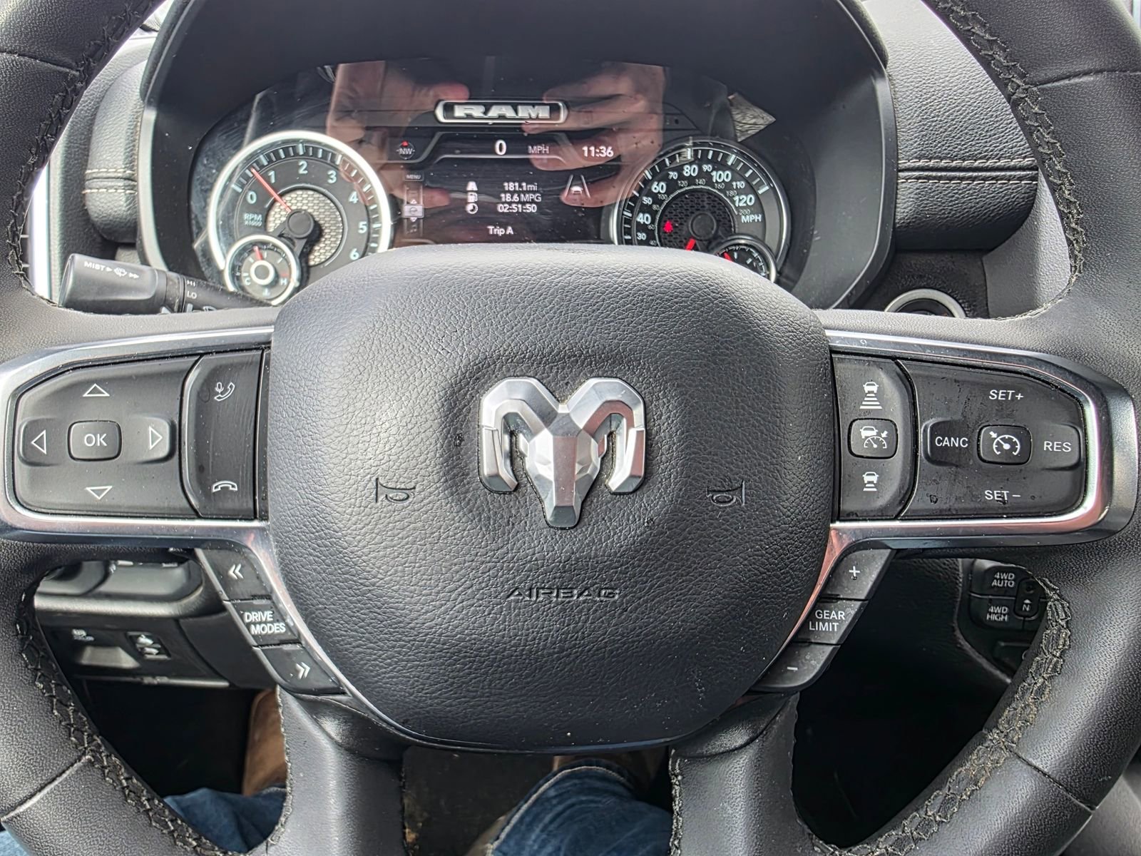 Used 2025 RAM 1500 Laramie image 11