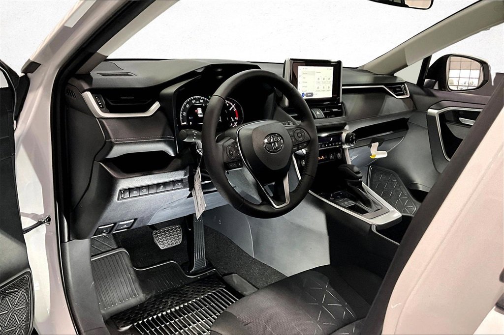 New 2025 Toyota RAV4 XLE w/ Convenience Package image 5