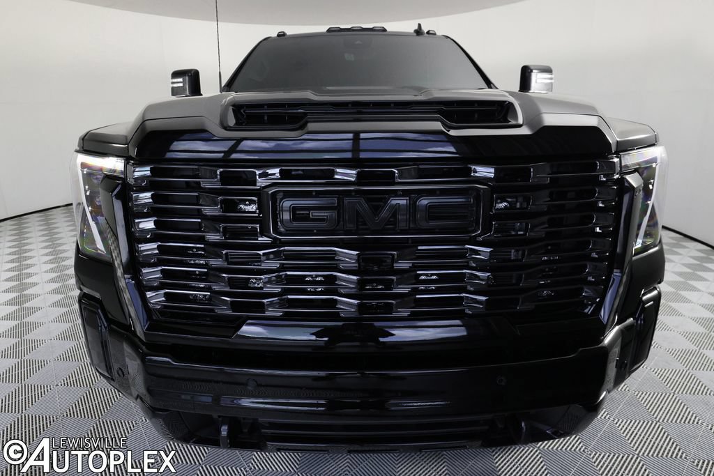 Used 2026 GMC Sierra 3500 Denali Ultimate AWD/4WD image 2