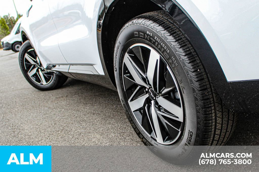 Used 2023 Kia Sorento EX image 15