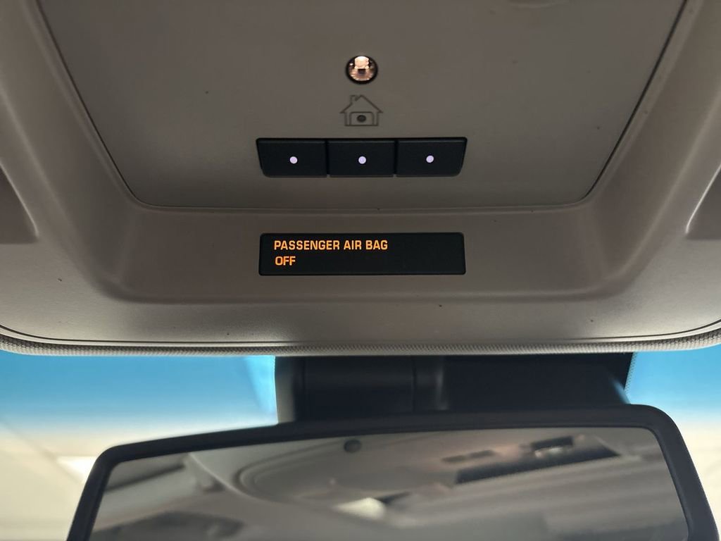 Used 2015 Chevrolet Suburban LTZ AWD/4WD image 44