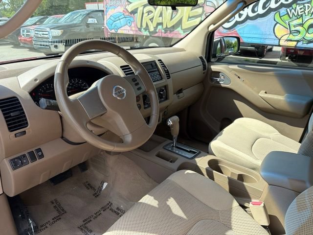 Used 2007 Nissan Frontier SE w/ Power Pkg AWD/4WD image 9