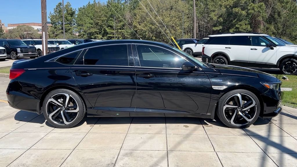 Used 2022 Honda Accord Sport image 16