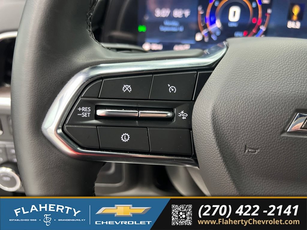 Used 2025 Chevrolet Suburban Z71 w/ Comfort Package AWD/4WD image 26