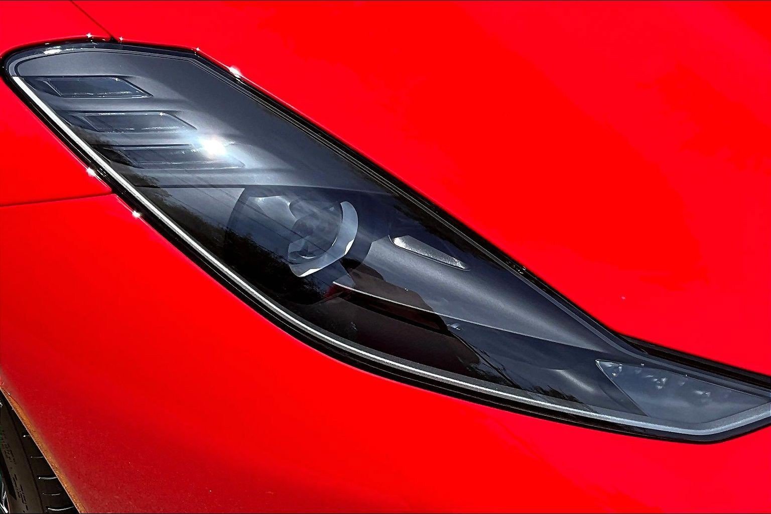 Used 2022 Ferrari 812 Competizione RWD image 26