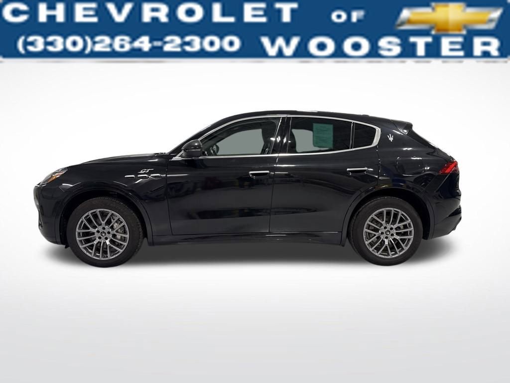 Used 2024 Maserati Grecale GT image 3