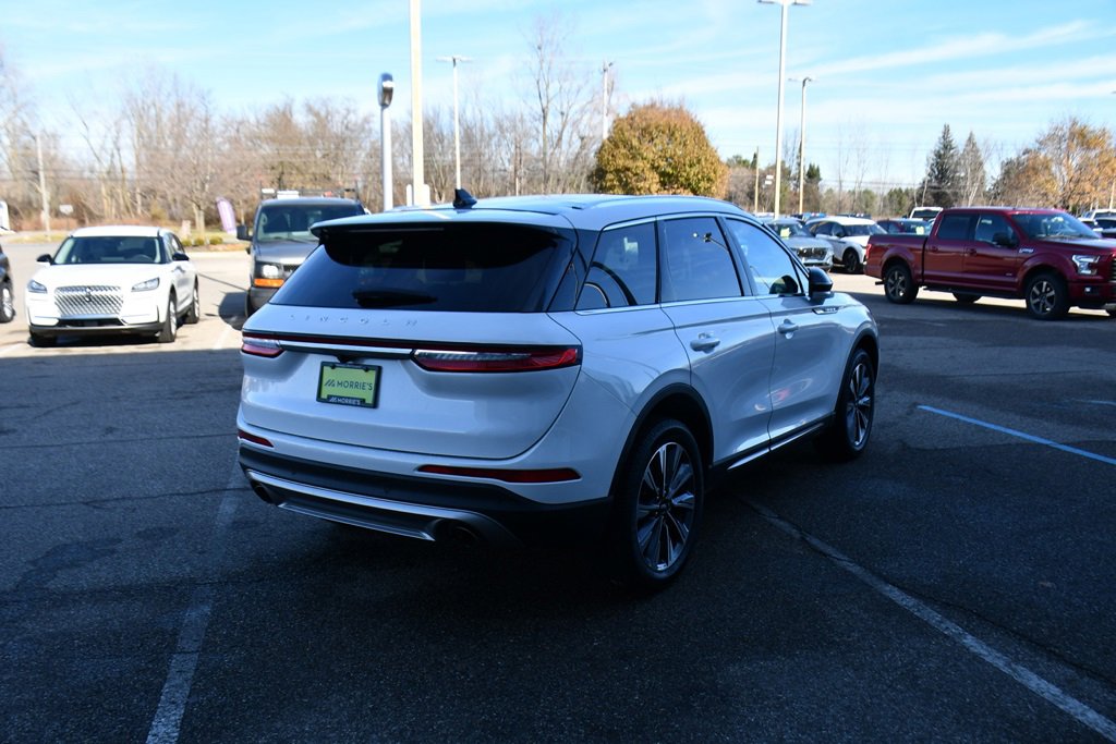 Used 2022 Lincoln Corsair Reserve w/ Elements Package image 6