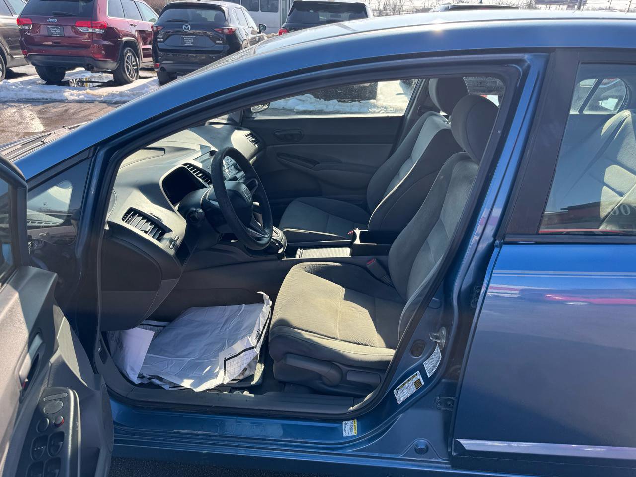 Used 2011 Honda Civic DX-VP image 12