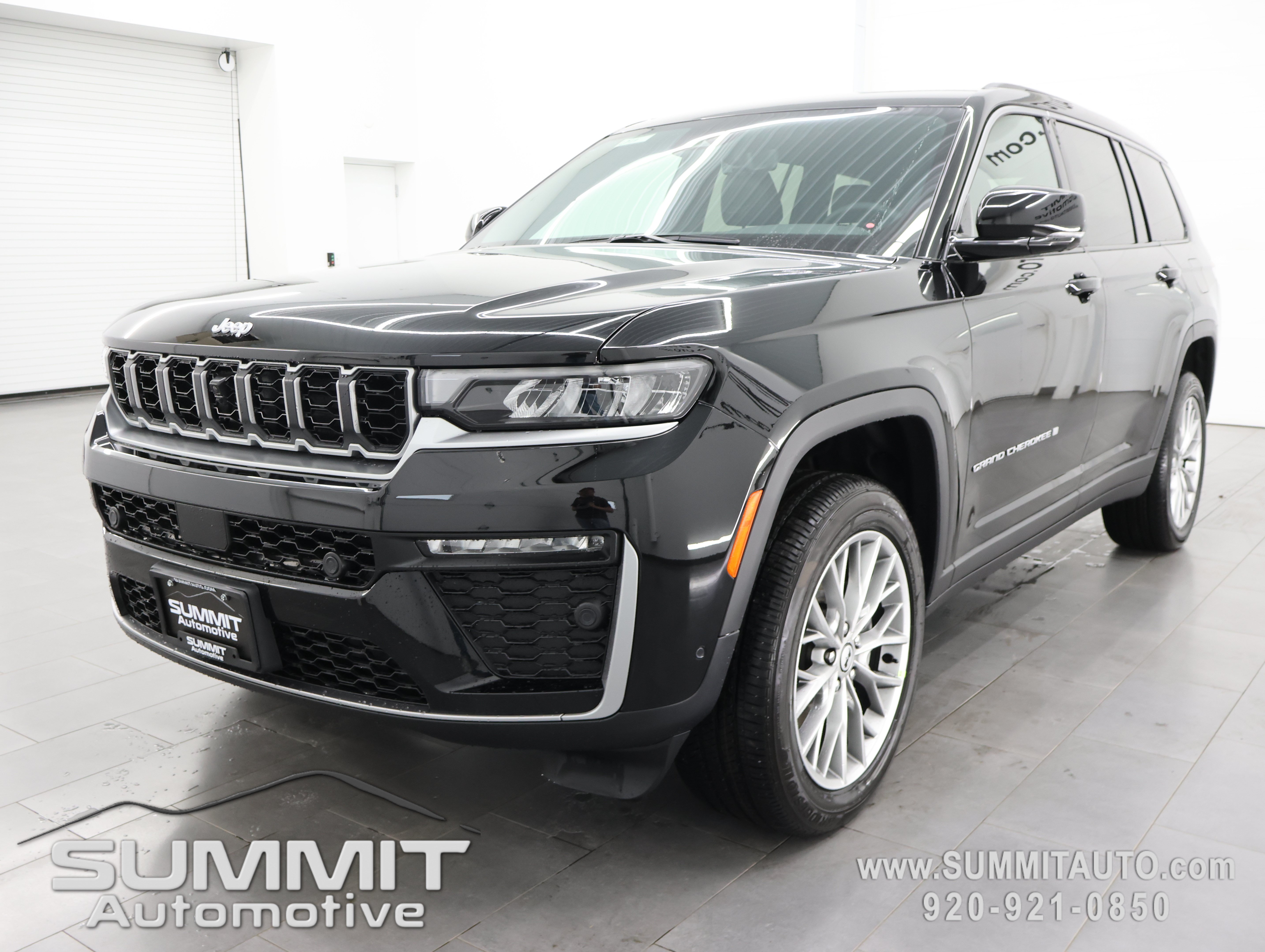 New 2027 Jeep Grand Cherokee L Limited AWD/4WD image 7