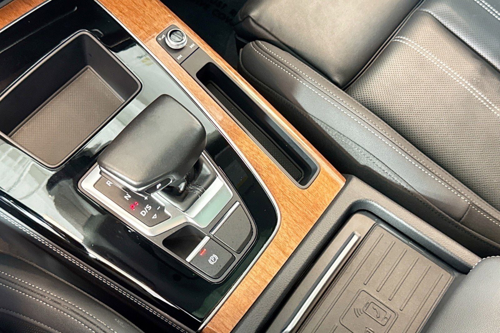 Used 2021 Audi Q5 Prestige w/ Prestige Package image 16