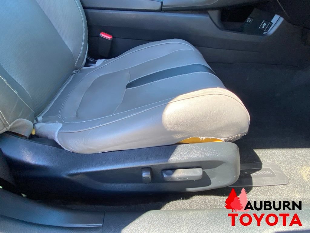 Used 2017 Honda Civic Touring image 14