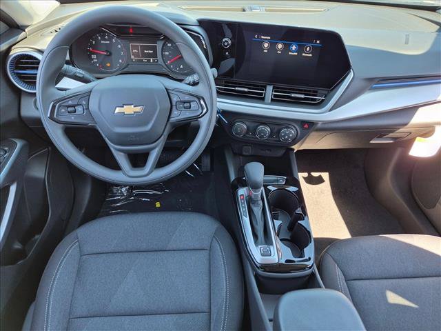 New 2026 Chevrolet Trax LS w/ LS Convenience Package FWD image 14