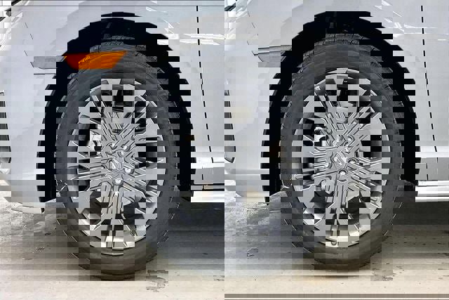 New 2026 Honda Odyssey Touring image 15