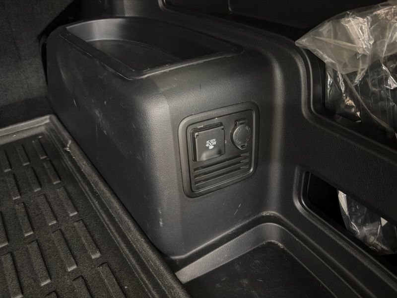 Used 2024 Toyota 4Runner TRD Off-Road Premium w/ Off Road Premium Plus Package AWD/4WD image 11