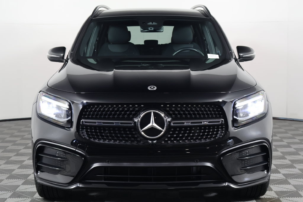 Certified 2024 Mercedes-Benz GLB 250 4MATIC image 2