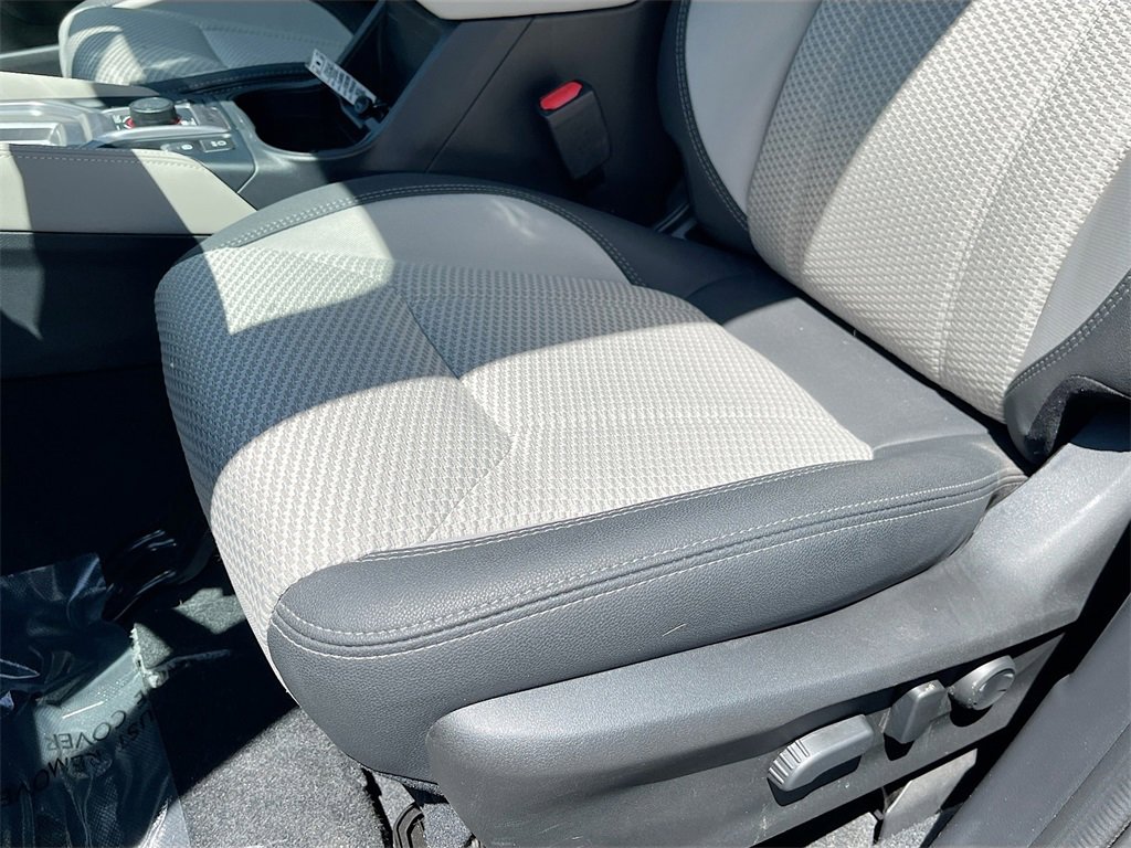 Used 2024 Subaru Forester Premium image 19
