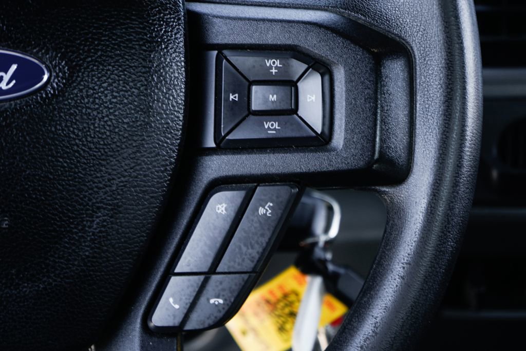 Used 2017 Ford F550 2WD Regular Cab Super Duty image 25