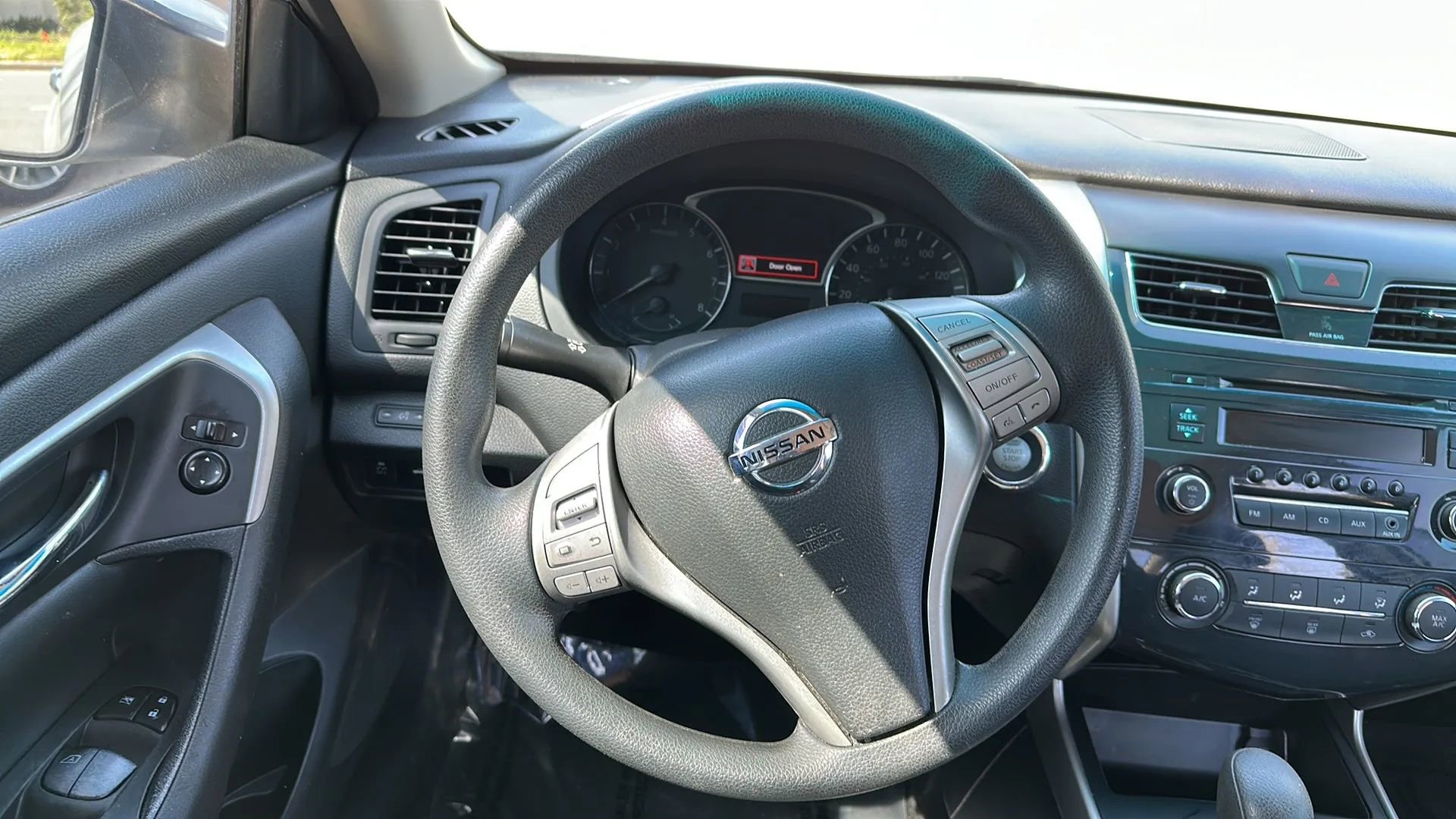 Used 2015 Nissan Altima 2.5 S w/ Power Driver Seat Package image 29