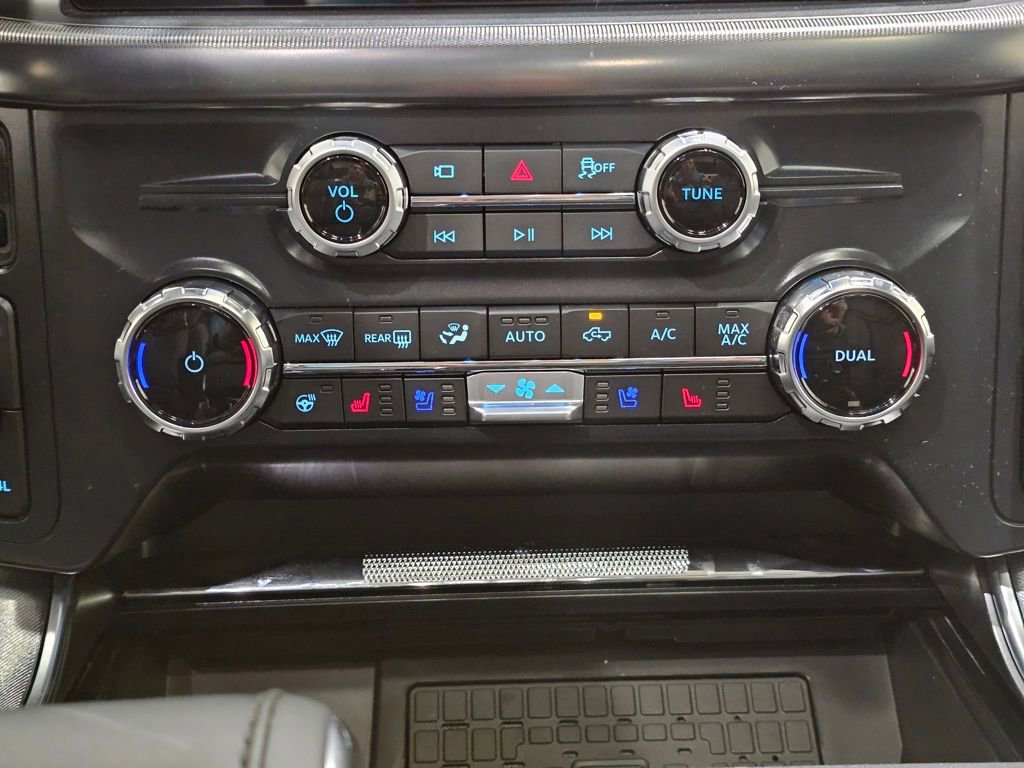 New 2025 Ford F150 Platinum w/ Equipment Group 702A High image 26