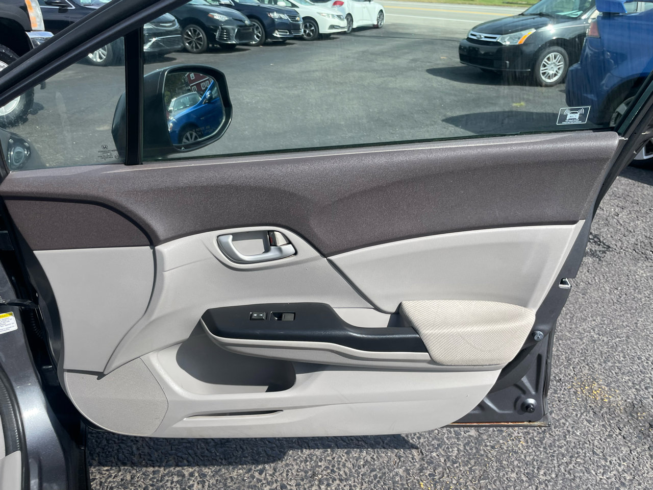 Used 2012 Honda Civic LX image 29