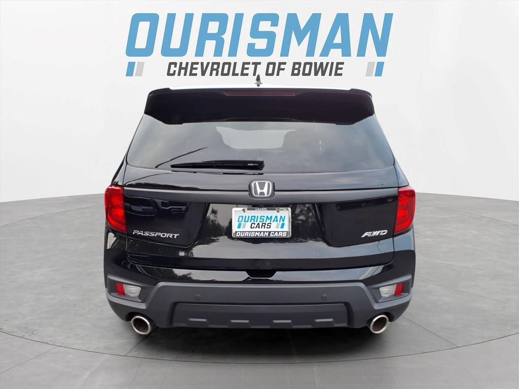 Used 2023 Honda Passport EX-L image 4
