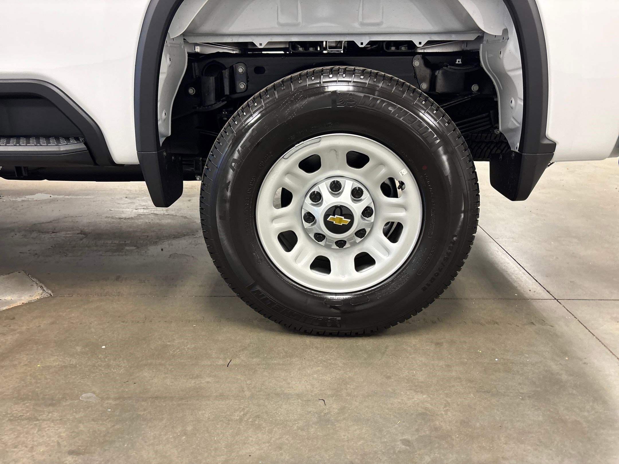 New 2025 Chevrolet Silverado 3500 W/T image 22