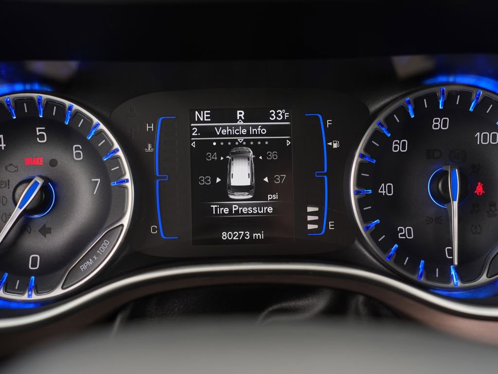 Used 2020 Chrysler Voyager LX FWD image 29
