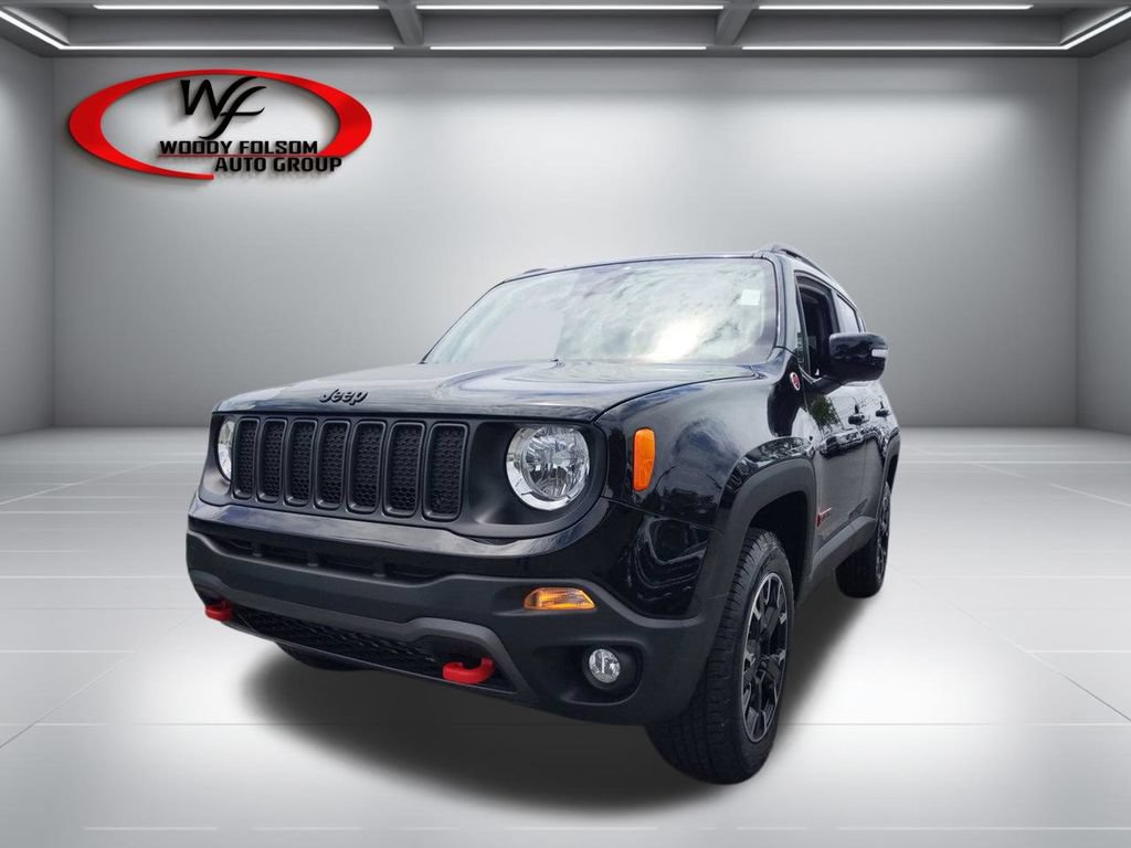 Used 2023 Jeep Renegade Trailhawk w/ Trailer Tow Group AWD/4WD image 10
