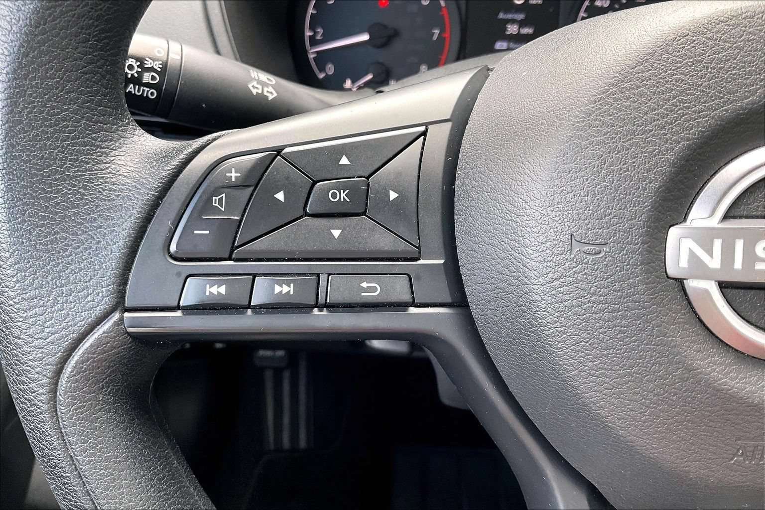Used 2024 Nissan Altima 2.5 S FWD image 10