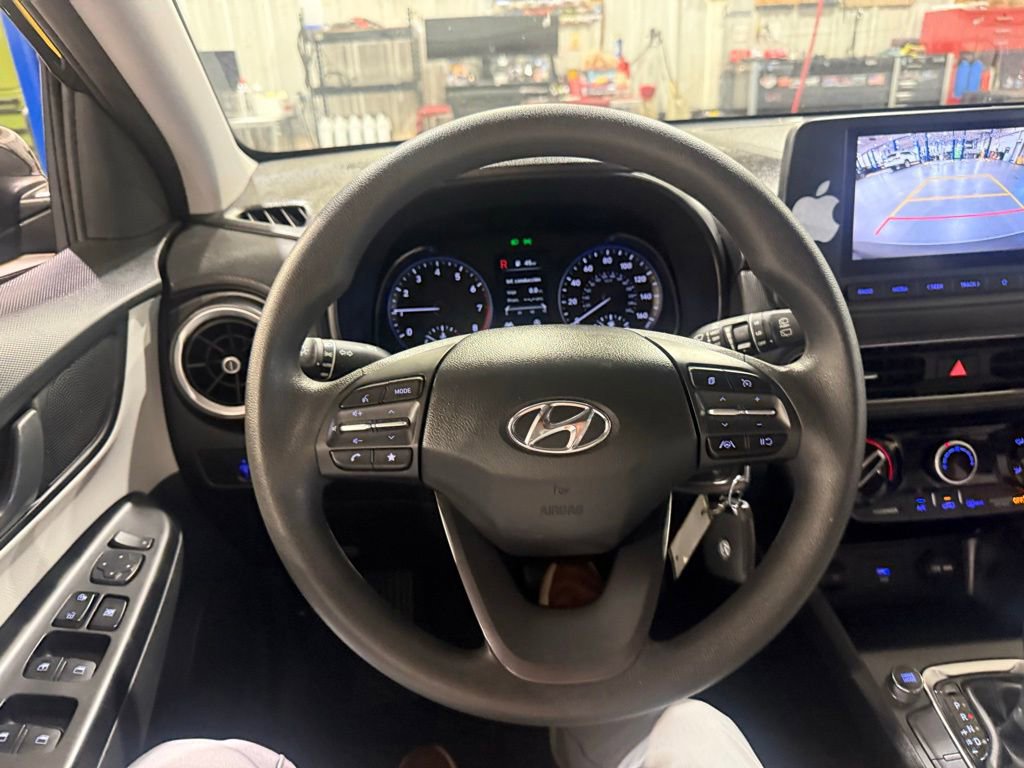 Used 2023 Hyundai Kona SE w/ Cargo Package FWD image 9