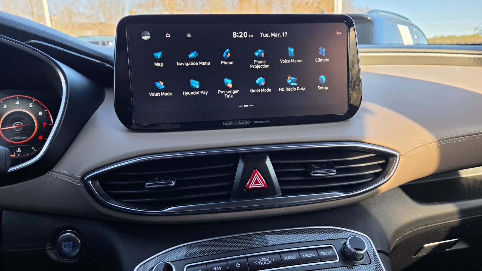 Used 2023 Hyundai Santa Fe SEL w/ Premium Package image 27