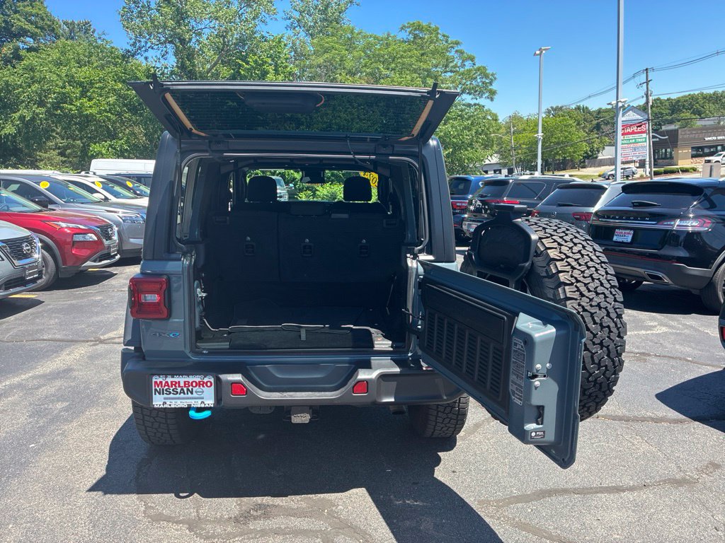 Used 2024 Jeep Wrangler Unlimited Rubicon 4xe AWD/4WD image 13