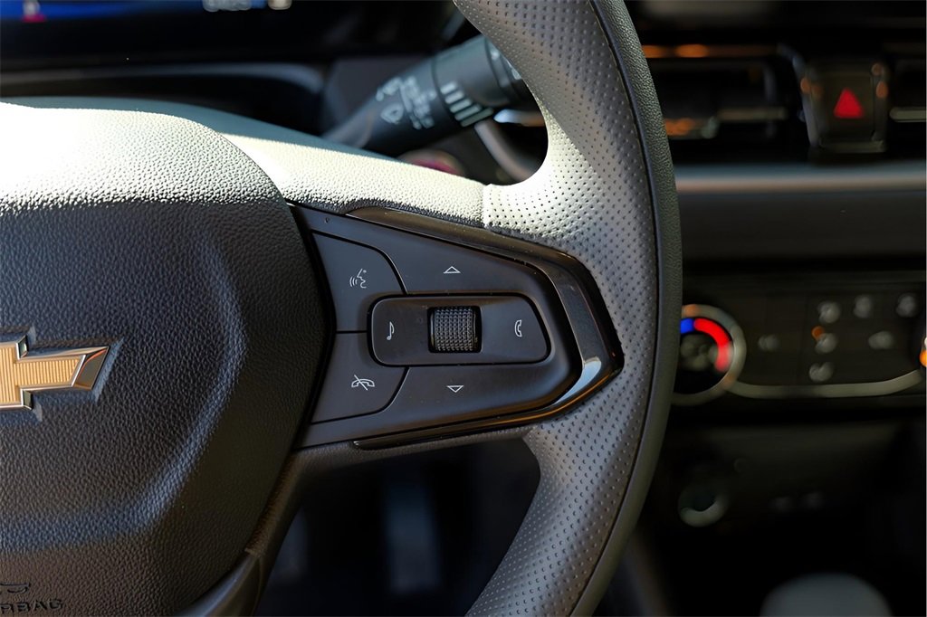 Certified 2026 Chevrolet TrailBlazer LT w/ Driver Confidence Package image 11