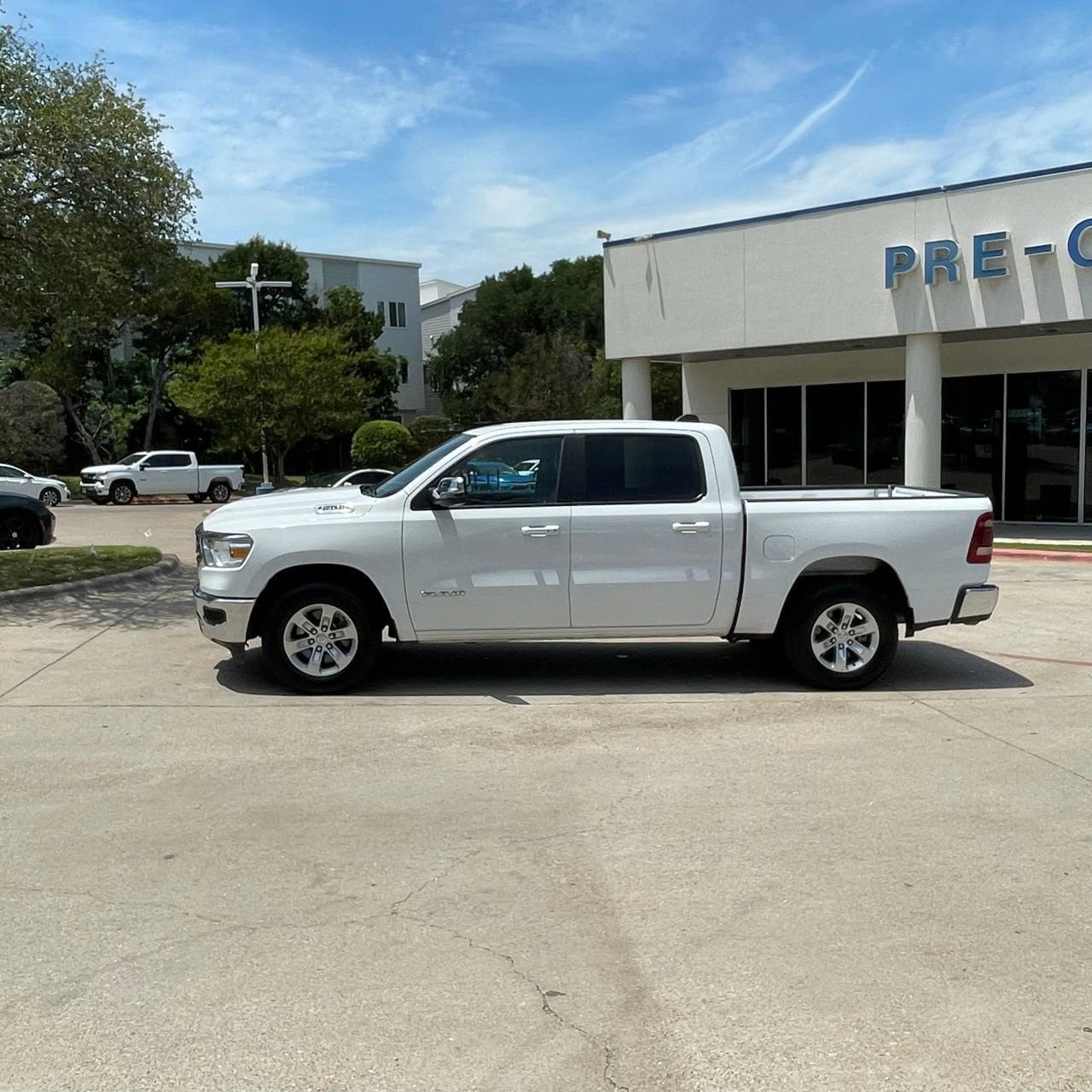 Used 2024 RAM 1500 Laramie RWD image 3
