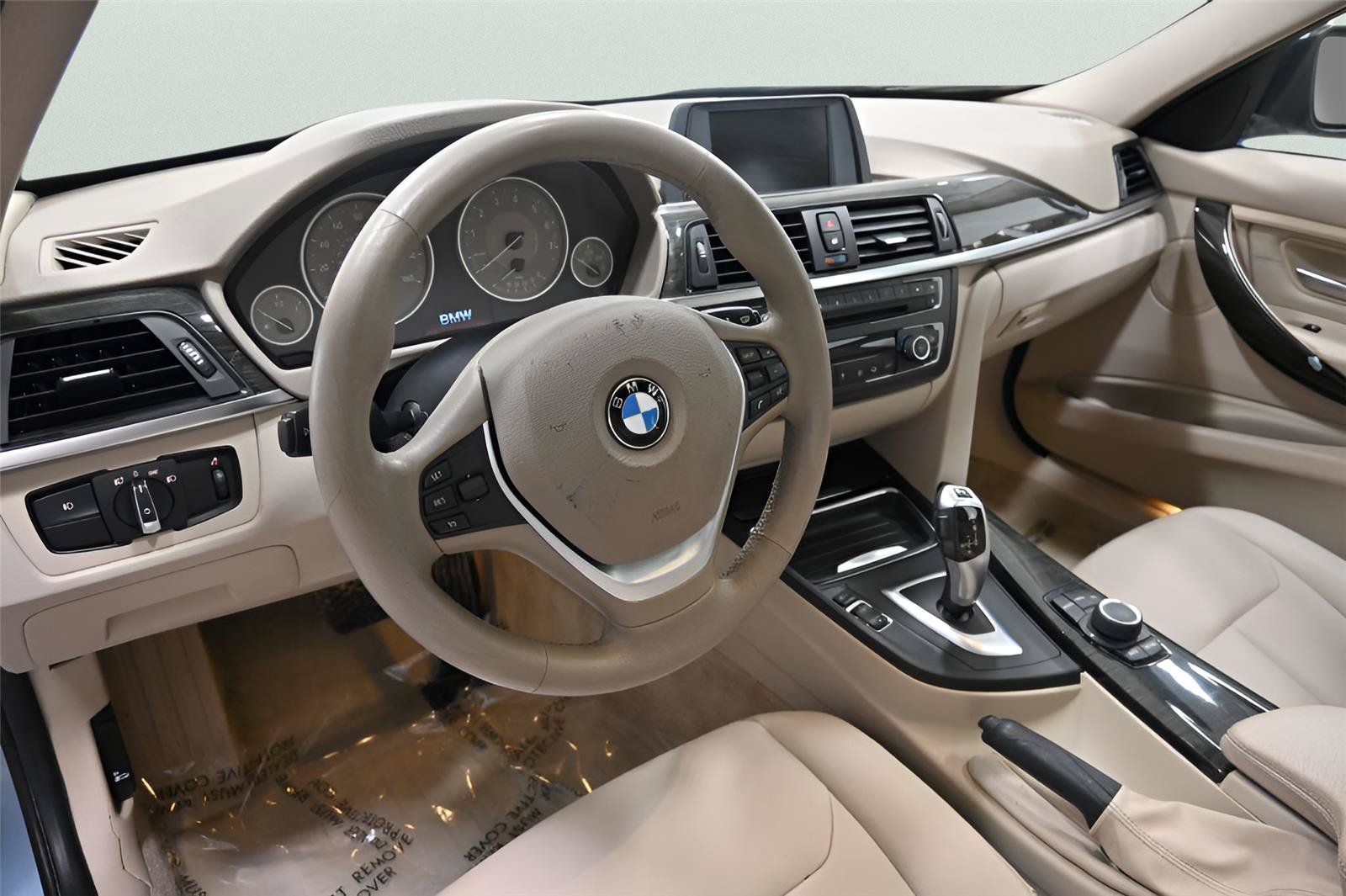 Used 2013 BMW 328i xDrive Sedan AWD/4WD image 10