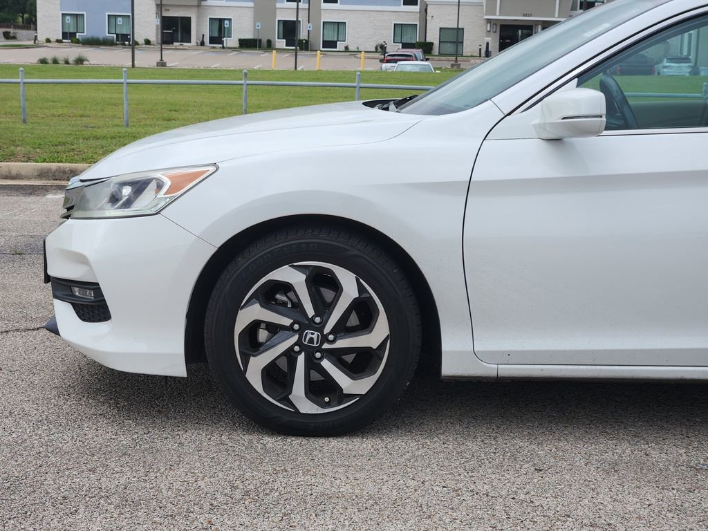 Used 2016 Honda Accord EX-L image 4