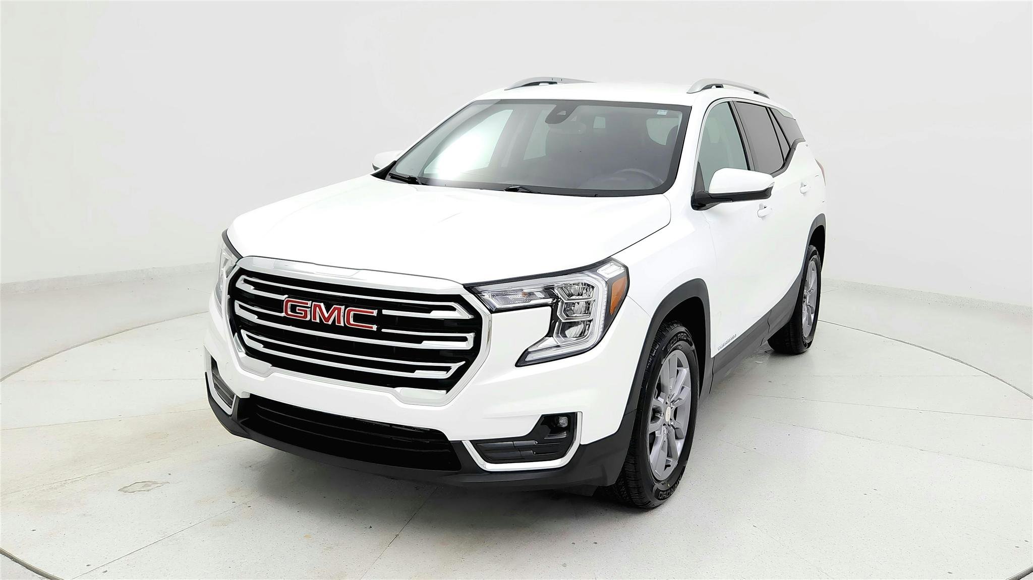 Used 2024 GMC Terrain SLT image 8