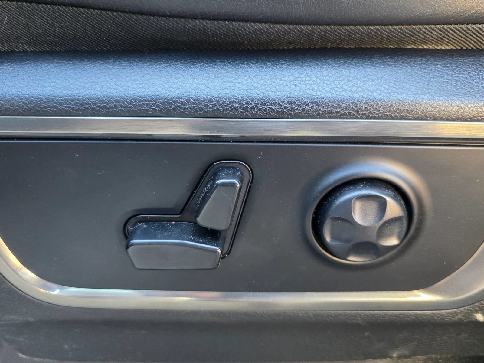 Used 2020 RAM 1500 Limited AWD/4WD image 12